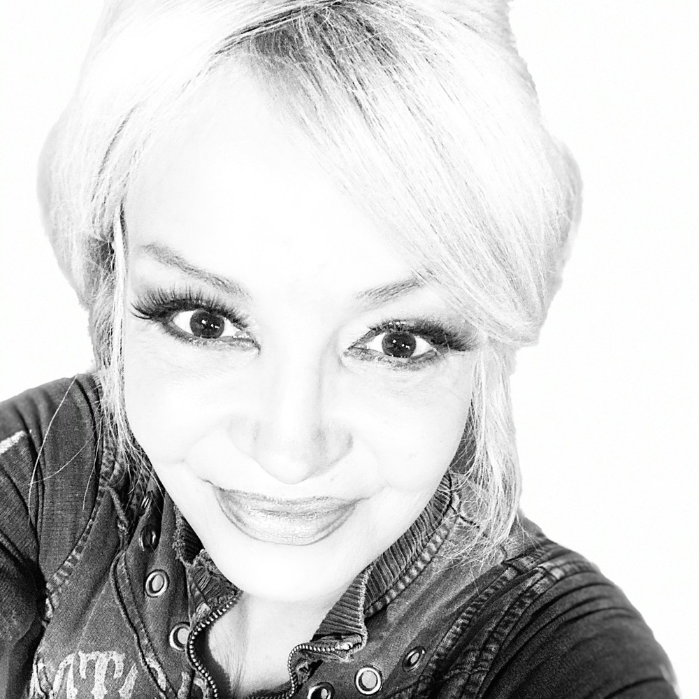 Meet your Posher, Valerie